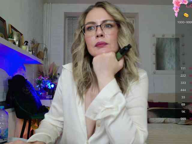 BulletNipples webcam