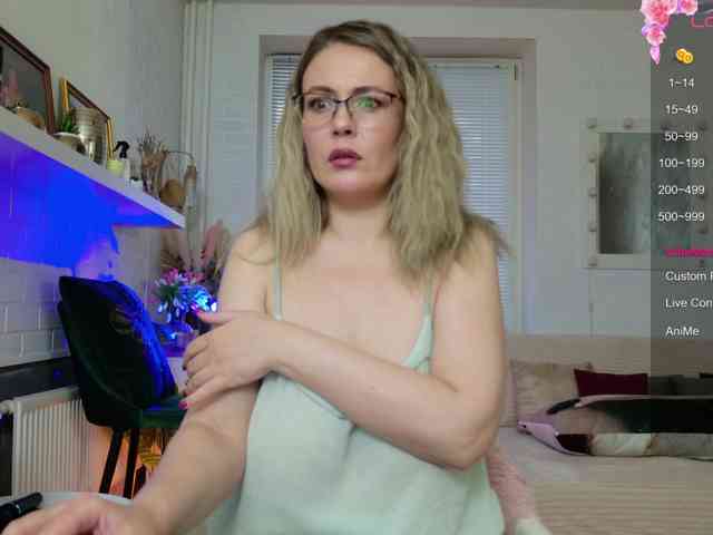 BulletNipples webcam