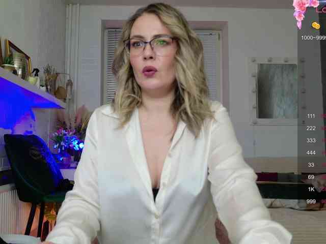 BulletNipples webcam