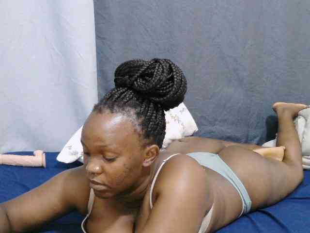 sweet-bunny-sweet webcam