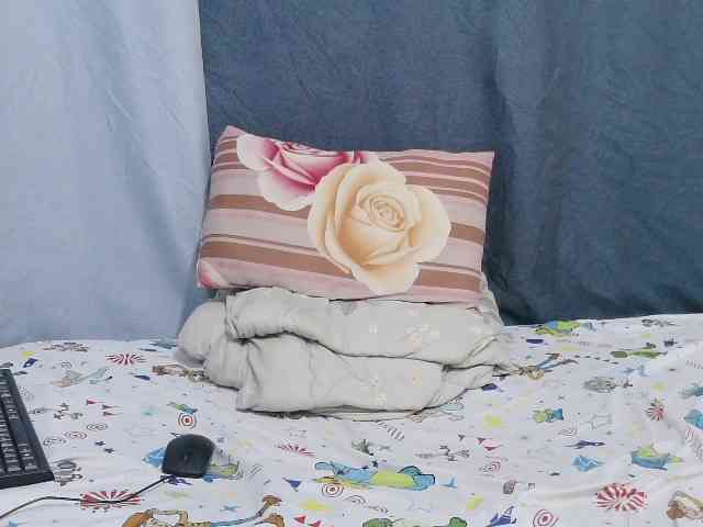 sweet-bunny-sweet webcam