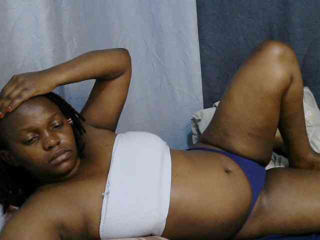 sweet-bunny-sweet webcam