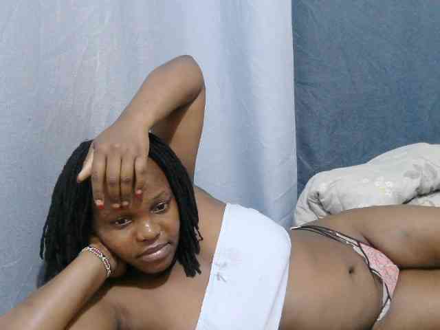 sweet-bunny-sweet webcam