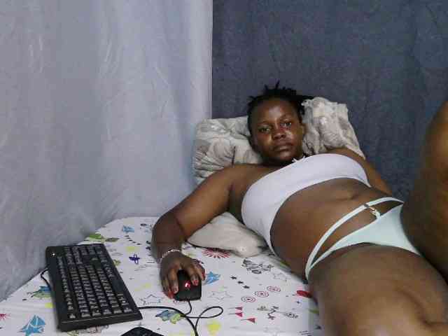 sweet-bunny-sweet webcam