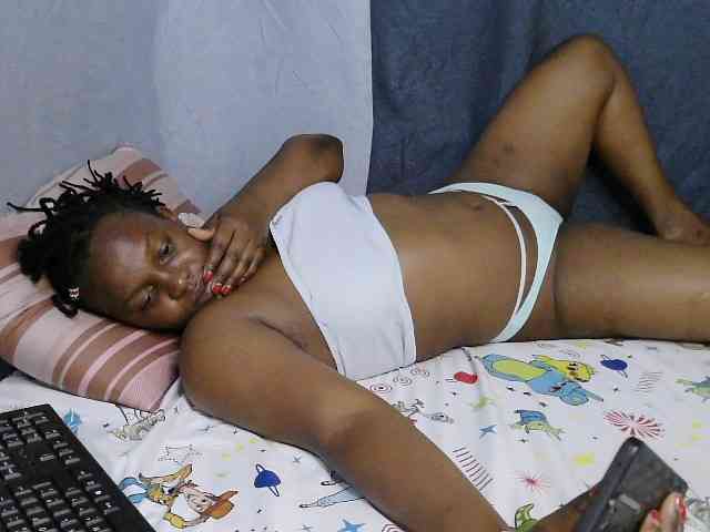 sweet-bunny-sweet webcam