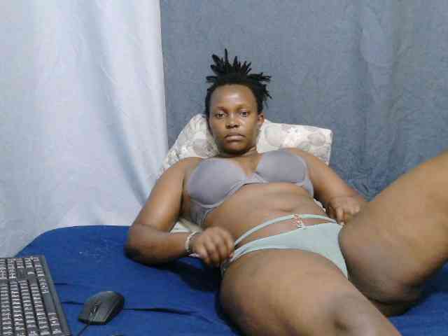 sweet-bunny-sweet webcam