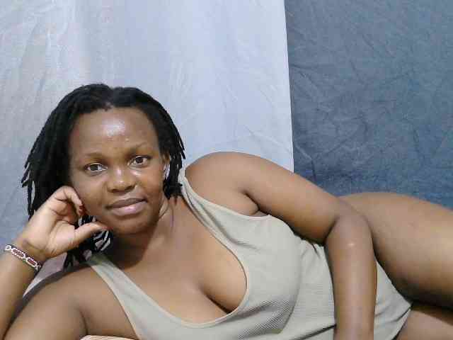 sweet-bunny-sweet webcam