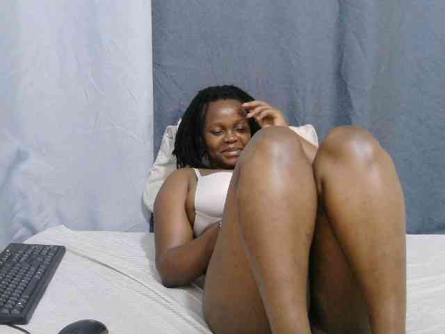 sweet-bunny-sweet webcam