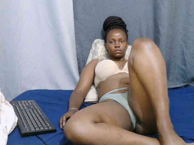 sweet-bunny-sweet webcam