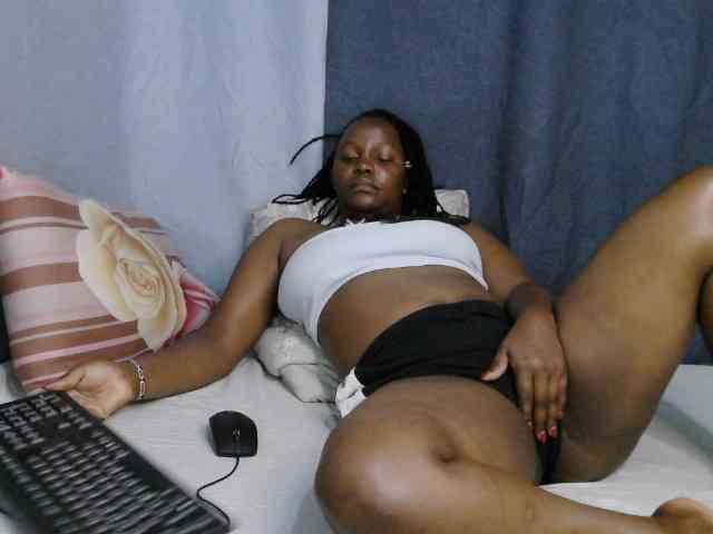 sweet-bunny-sweet webcam