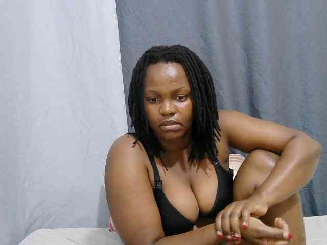 sweet-bunny-sweet webcam