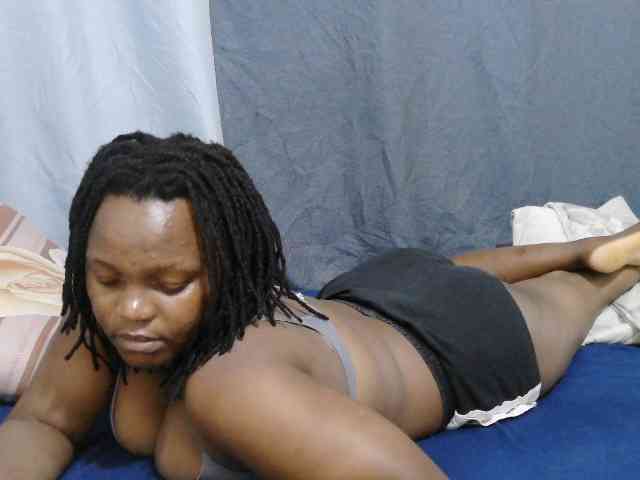 sweet-bunny-sweet webcam