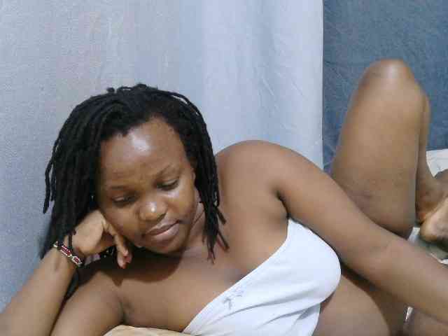 sweet-bunny-sweet webcam