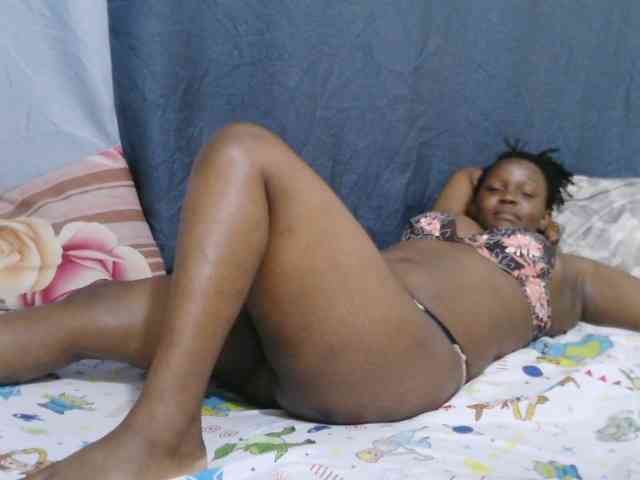 sweet-bunny-sweet webcam