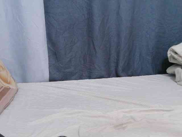 sweet-bunny-sweet webcam