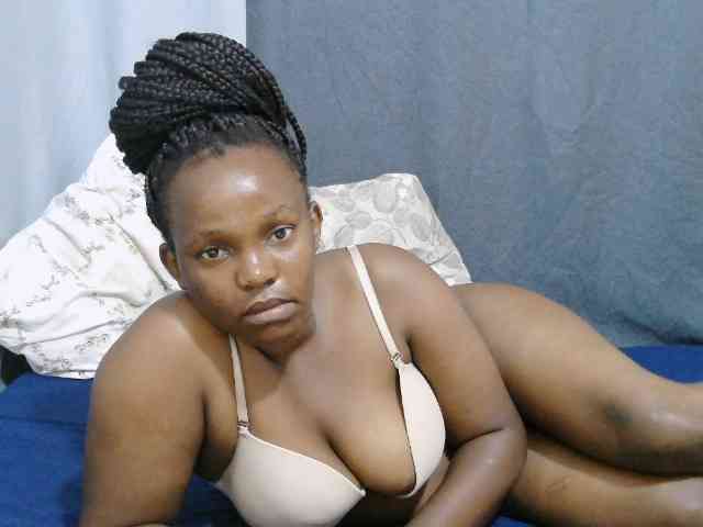 sweet-bunny-sweet webcam