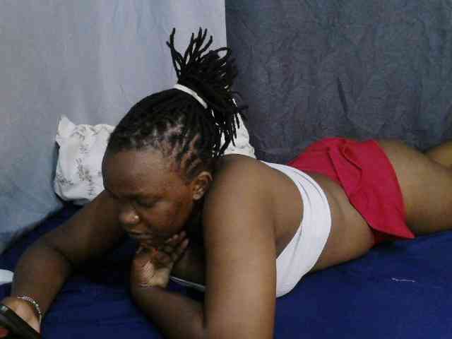 sweet-bunny-sweet webcam
