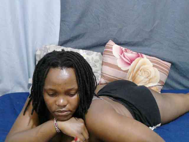 sweet-bunny-sweet webcam