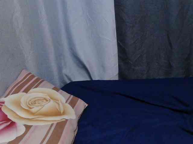 sweet-bunny-sweet webcam