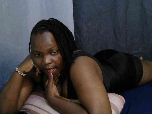 sweet-bunny-sweet webcam