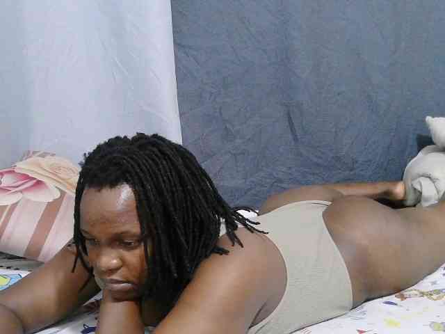 sweet-bunny-sweet webcam