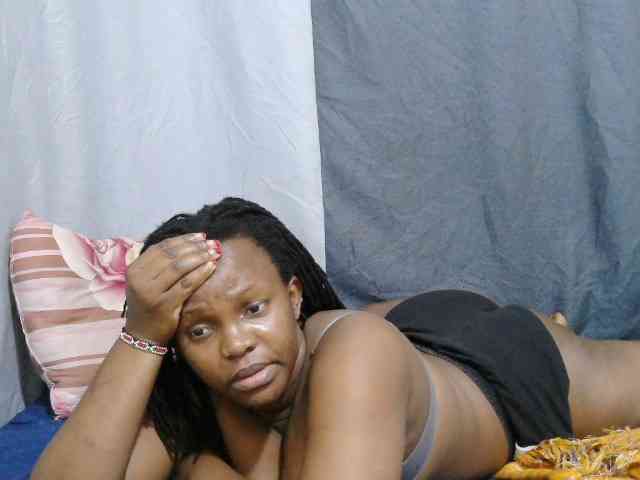 sweet-bunny-sweet webcam