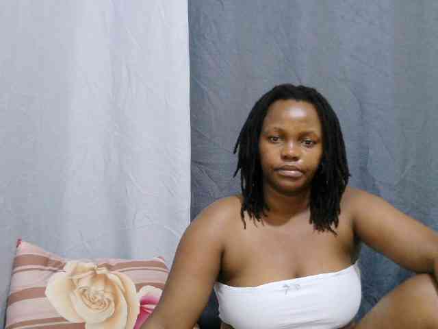 sweet-bunny-sweet webcam