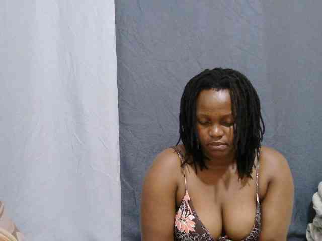 sweet-bunny-sweet webcam