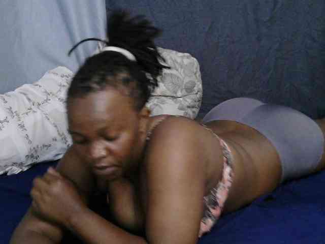 sweet-bunny-sweet webcam