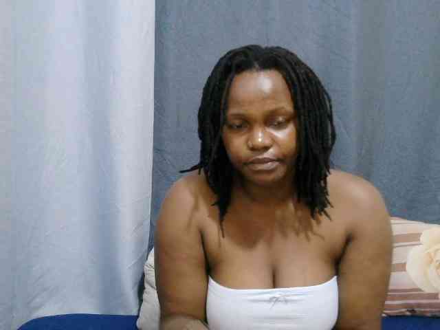 sweet-bunny-sweet webcam