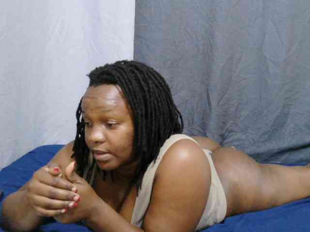 sweet-bunny-sweet webcam