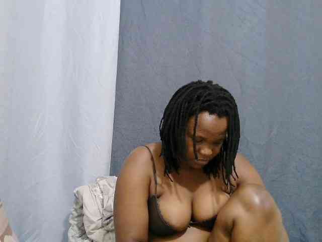 sweet-bunny-sweet webcam