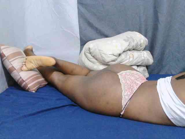 sweet-bunny-sweet webcam