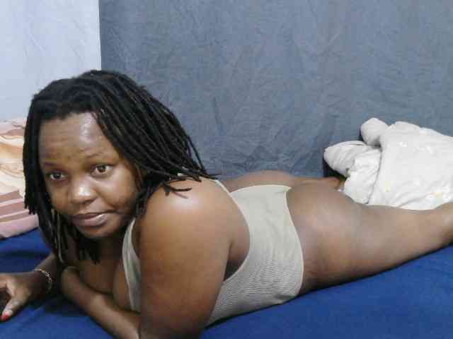 sweet-bunny-sweet webcam