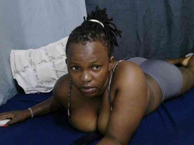 sweet-bunny-sweet webcam