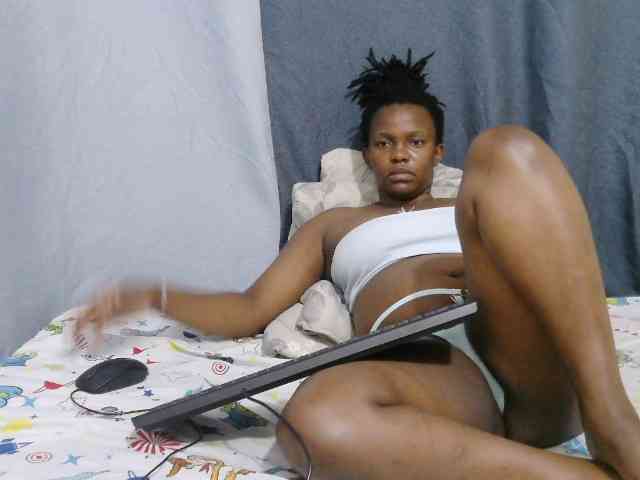 sweet-bunny-sweet webcam