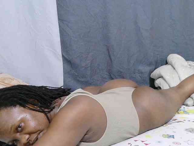 sweet-bunny-sweet webcam