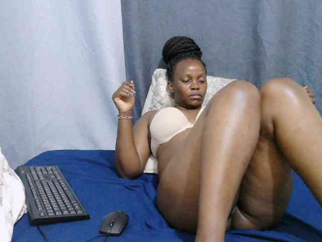 sweet-bunny-sweet webcam