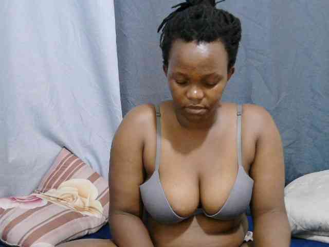 sweet-bunny-sweet webcam