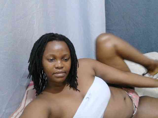 sweet-bunny-sweet webcam