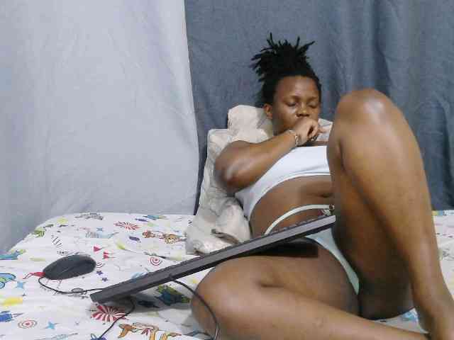 sweet-bunny-sweet webcam