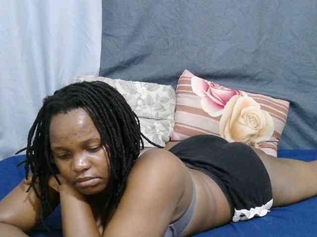 sweet-bunny-sweet webcam