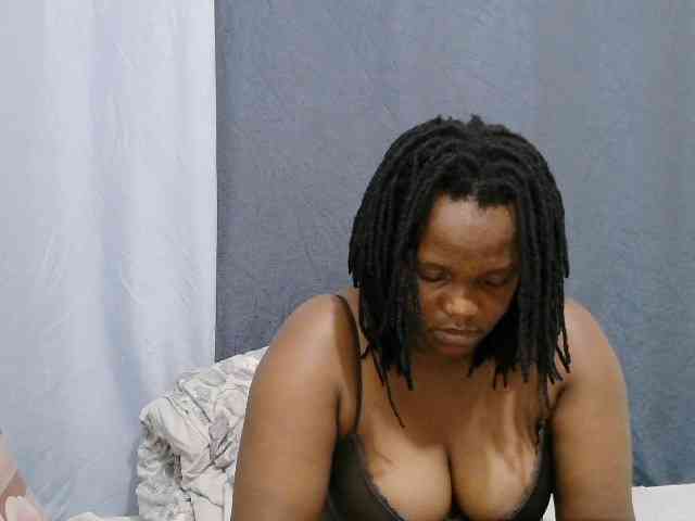 sweet-bunny-sweet webcam