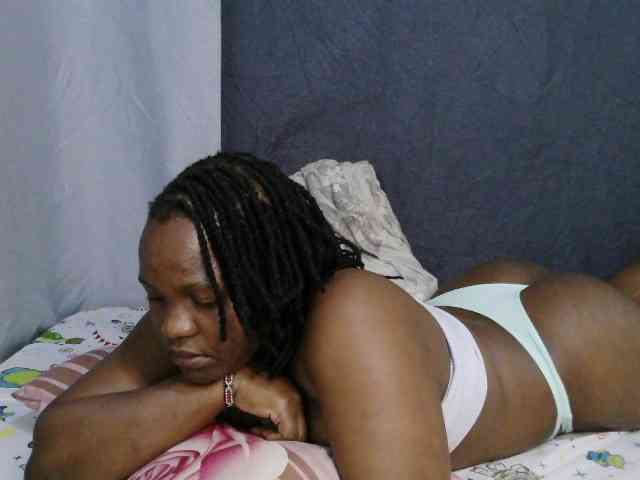 sweet-bunny-sweet webcam
