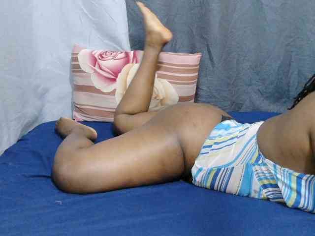 sweet-bunny-sweet webcam