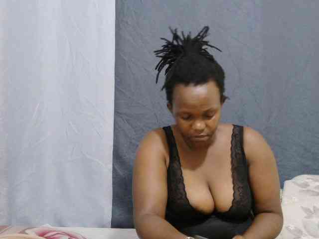 sweet-bunny-sweet webcam