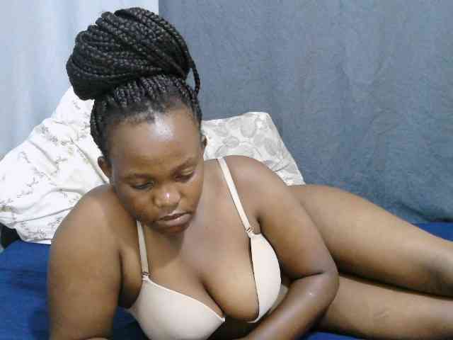 sweet-bunny-sweet webcam