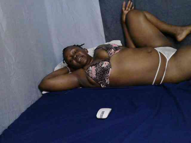 sweet-bunny-sweet webcam