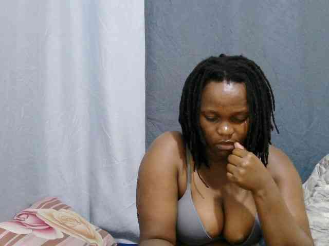 sweet-bunny-sweet webcam