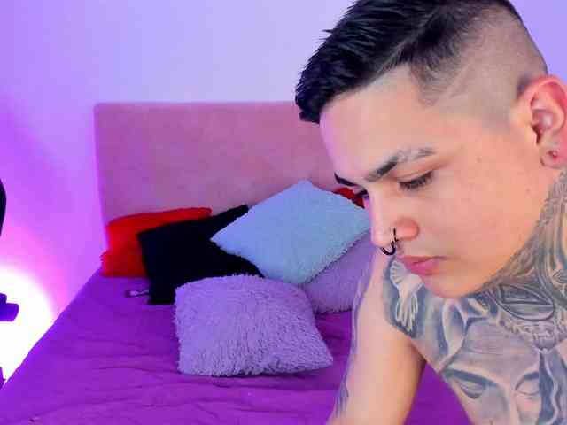 alana-and-jackk webcam